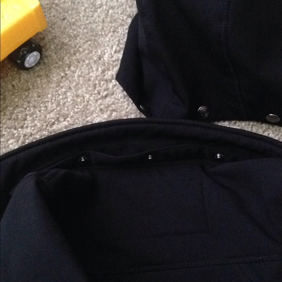 Weatherproof- Boy's hooded jacket size 6 . - Picture 5 of 8